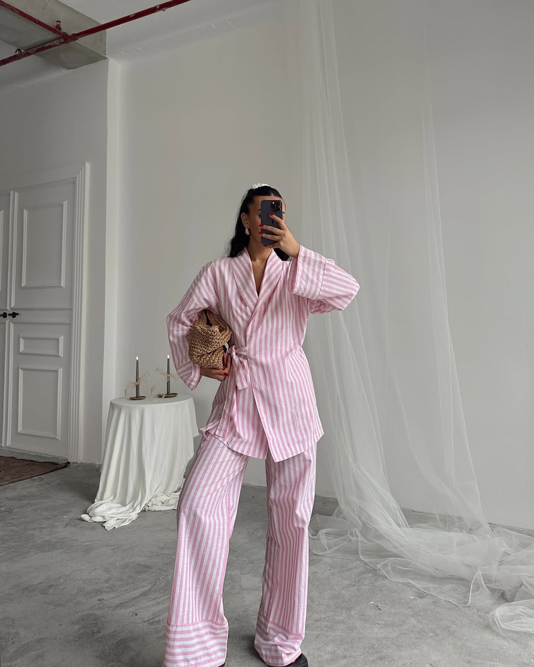 SET LOLA