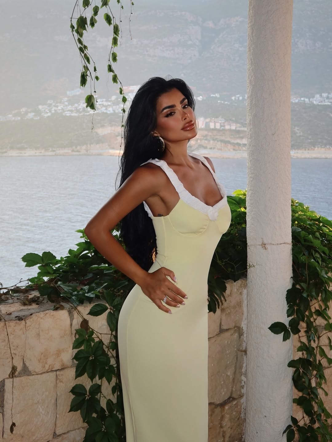 HALJINA DORA