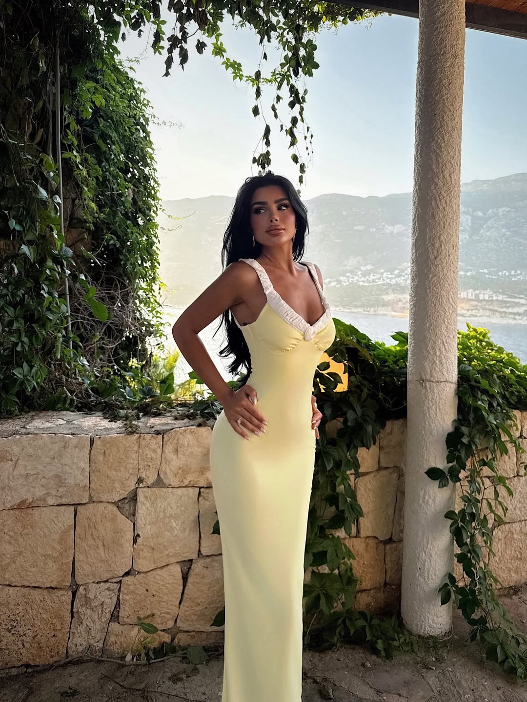 HALJINA DORA